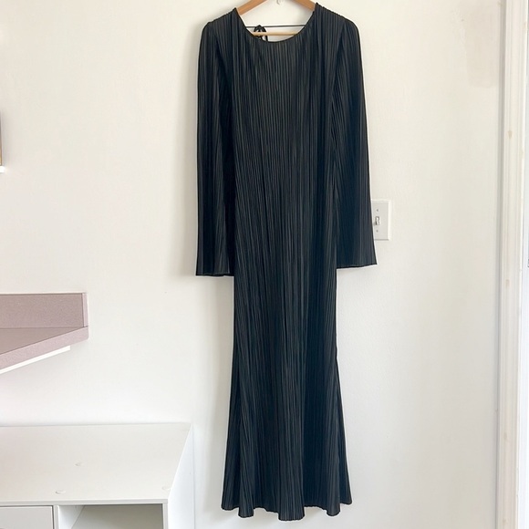 4SI3NNA Krista Pleated Long Sleeve Midi Dress Black - Picture 7 of 16